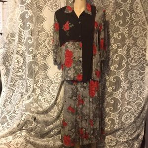 Draper’s & Damon’s Skirt & Blouse Outfit Red, Black with Roses NWT